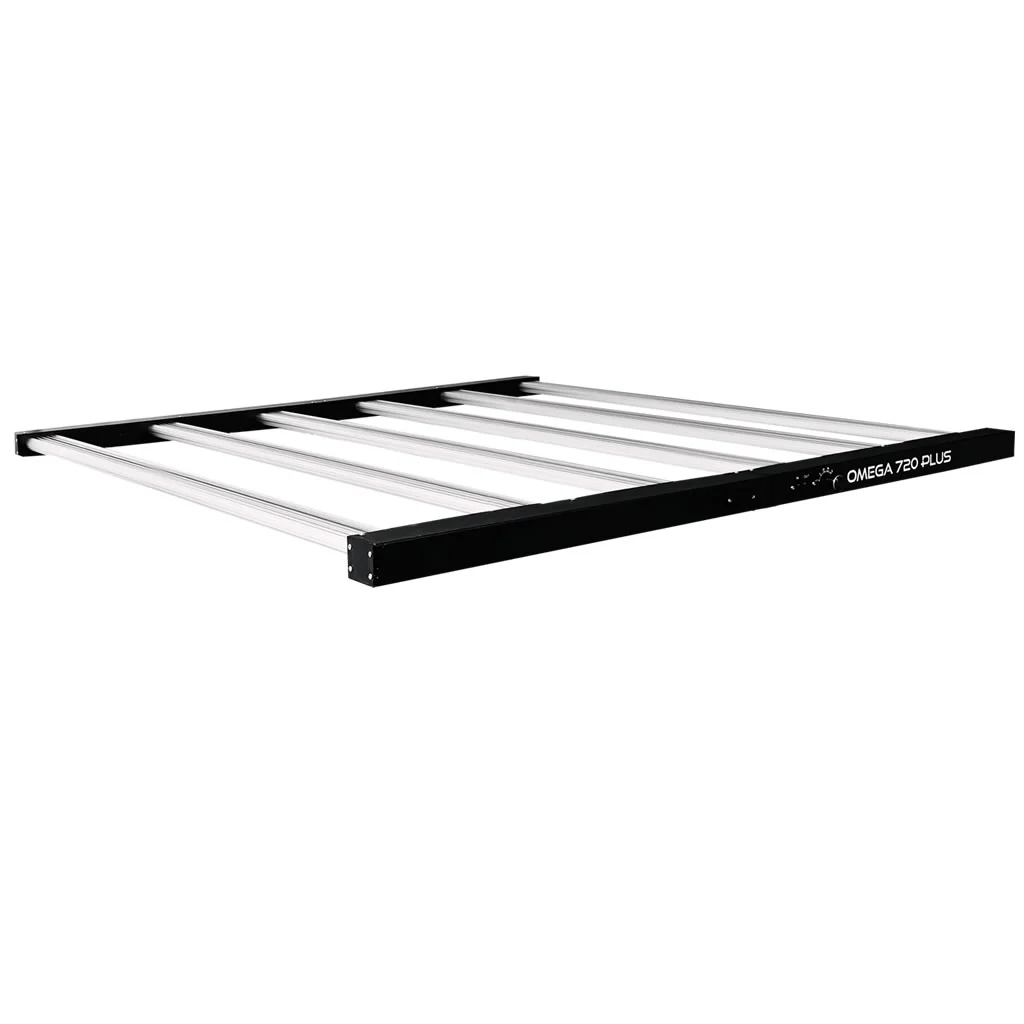 Omega 720 Plus+ Integrated Ballast LED Grow Light - Image 3